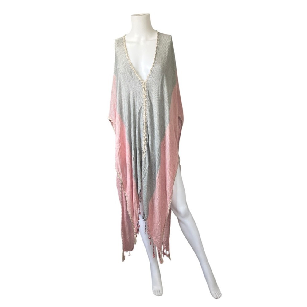 Berenice Paris Lightweight Woven Shawl Wrap Red Black Fringe Lightweight OS